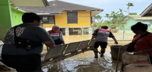 Pulihkan Layanan Kesehatan Masyarakat, Pertamina Bersihkan Puskesmas Rantau Di Aceh